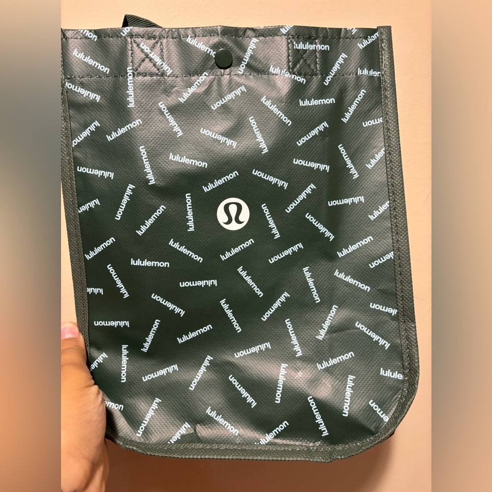 Lululemon